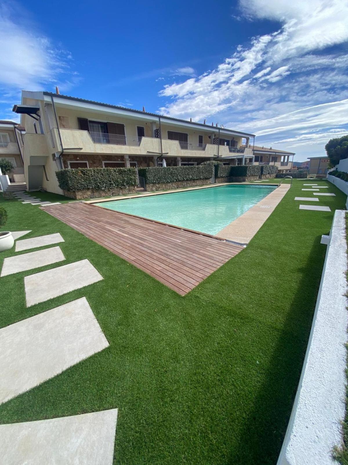 Le Perle Sts Apartment Palau Exterior photo