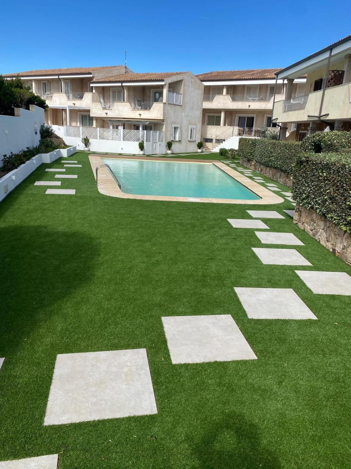 Le Perle Sts Apartment Palau Exterior photo